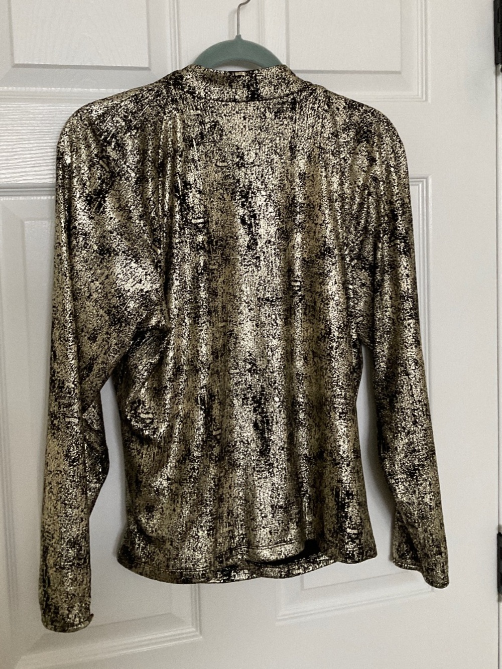 DONNA KARAN Lovely black & gold long sleeve top.  SIZE LARGE.  MAKE A STATEMENT! - Picture 6 of 11